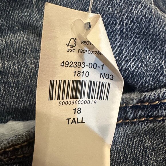 OLD NAVY WOMENS MID RISE BOYFRIEND 18 TALL DENIM JEANS NEW TAGS - Picture 7 of 10